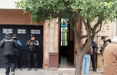 Misterio en Barrio Sur: hallan muerta a una mujer de 89 años y su casa estaba revuelta