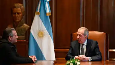 El filósofo que llegó a Casa de Gobierno: Sztajnszrajber se reunió con Suárez antes de su charla