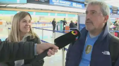 Viajaron sin entrada y a último momento: la locura de los hinchas argentinos que van a ver a la Selección ante Inglaterra