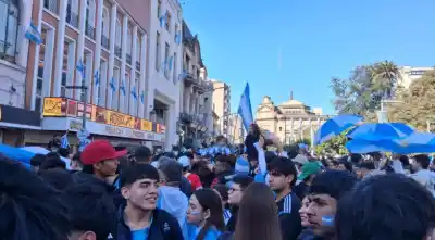 Corte de tránsito y 200 policías: así será el operativo en Plaza Independencia por el partido de Argentina