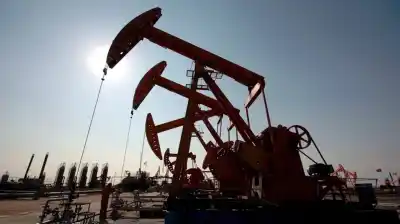 Nuevos ataques en Medio Oriente disparan el petróleo: el Brent supera los US$84