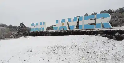 San Javier Amaneció Blanco: Nieve Cubre las Cumbres Tucumanas