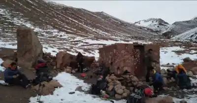Rescataron a cuatro excursionistas perdidos en el Cerro Penitentes