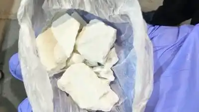 En dos allanamientos viales, la policía encontró droga escondida en mochilas: el detalle que llamó la atención
