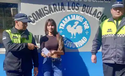 Lo perdió mientras filmaba un video y el GPS lo llevó hasta la casa de un vecino honesto