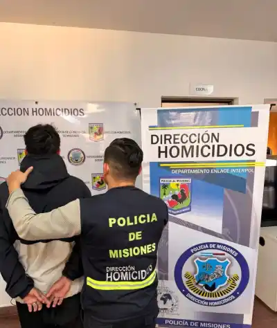 Hacía "wheelie" en la Costanera: imputaron al motociclista que mató a un soldado y se dio a la fuga