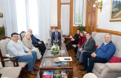 ¿Se viene el asueto? Acevedo rompió el silencio y tomó una determinación que nadie esperaba