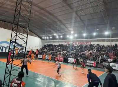¡Monteros Vóley lo Dio Vuelta! Le Ganó un Partidazo a Social y Pegó Primero en la Final Tucumana