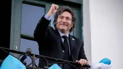 Encuesta revela el dato clave que define la reelección de Milei en 2027