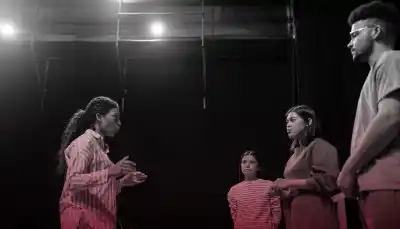 Teatro, música y diseño: el evento gratuito que reunirá a jóvenes talentos en la UNLa