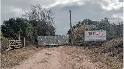 Vecinos furiosos: cerraron el histórico Puerto de La Celina y nadie explica por qué