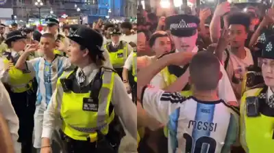 Un hincha argentino fue rodeado por ingleses en Londres y la policía lo rescató