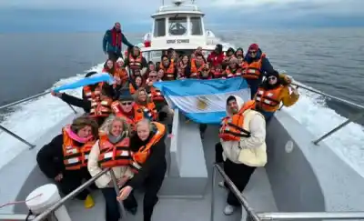 El secreto que guarda Puerto Pirámides: así capacitaron a los informantes turísticos de Rawson