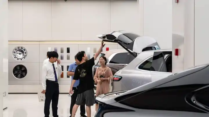 El gigante asiático se frena: la economía china crece al menor ritmo en tres años