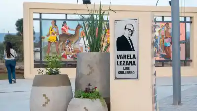 Tras 14 años de abandono, recuperan una plaza y la convierten en la primera galería de arte a cielo abierto de Catamarca