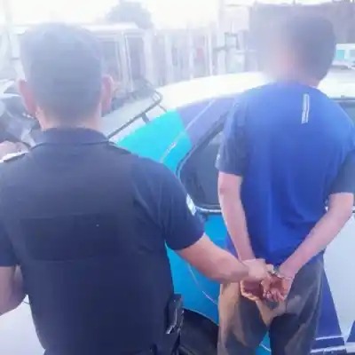 Persecución en el Bº República: dos detenidos tras disparar contra una vivienda