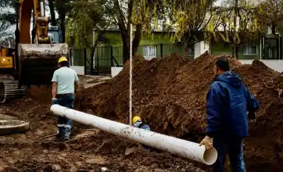 Comenzaron las obras cloacales en Villa Germinal: ¿cuántos vecinos se beneficiarán?