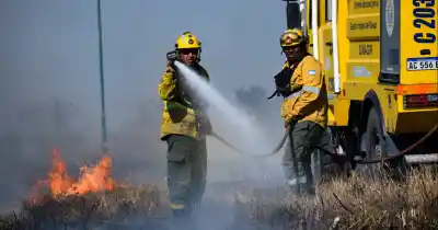 El viento zonda desató el caos en la Circunvalación Oeste: lo que encontraron los conductores