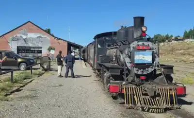 Vacaciones de invierno: “La Trochita” suma un viaje extra y los boletos vuelan