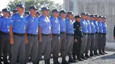 Condenado a 8 años por un violento robo: exoneraron a un cabo penitenciario de Tucumán