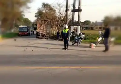 Tragedia en la Ruta 38: Motociclista murió al chocar con un camión cañero