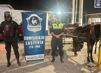 Golpeaba a su caballo porque no quería avanzar: lo que hizo la policía al ver la escena