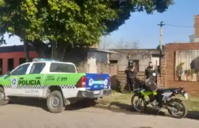 Golpe en Tafí Viejo: La Policía Allanó Varias Casas y Recuperó una Máquina Robada