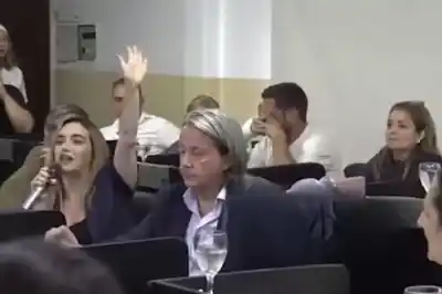 Explota la interna libertaria en José C. Paz: concejal acusa a sus pares y muestra chats