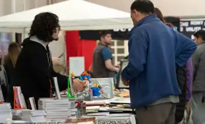Rawson busca escritores y librerías para su 4° Feria del Libro: la IA será el eje central