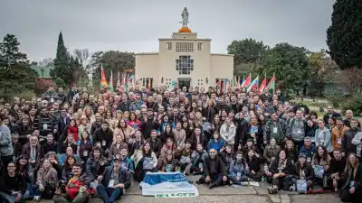 Kicillof y la Iglesia juntaron a más de 500 dirigentes: ¿el antídoto contra la grieta?