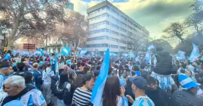 Mandá tu video y mostranos cómo vivís la final: el WhatsApp de Mendoza Post ya está abierto