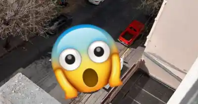 El Zonda no da tregua: una chapa voló de un edificio y cayó sobre la calle en Salta