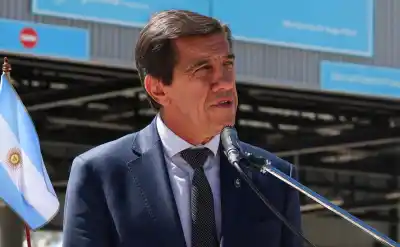 El fuerte viento dejó sin luz a cientos: Sadir llamó a EJESA y exigió que trabajen toda la noche