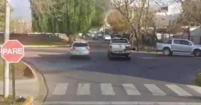 Ignoró la señal de tránsito y desató un fuerte choque en Guaymallén