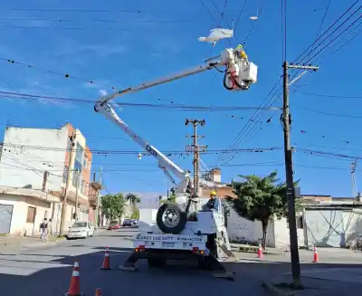 Jujuy bajo alerta naranja por Zonda: el temor a nuevos cortes de luz en plena final del Mundial