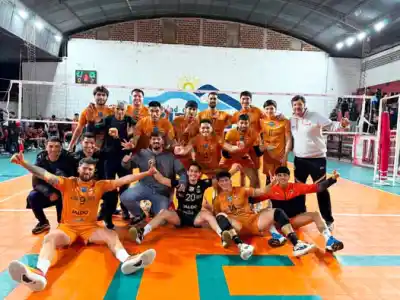 El récord que nadie puede romper: Monteros Vóley ganó su 13° Torneo Iniciación al hilo