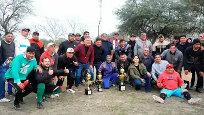 El intendente Nediani coronó a los campeones de la Liga C43: ¿Quiénes se llevaron los trofeos?