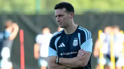 El misterio en la defensa: Scaloni define con uno o dos cambios el once para la final