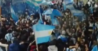 El drone de Tiempo captó la increíble postal de la Plaza 25 de Mayo tras el subcampeonato