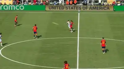 El momento que cambió la final: la expulsión de Enzo Fernández que dejó a Argentina con un hombre menos
