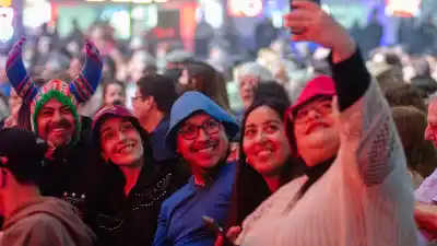 Abel Pintos y un 0 km: el plan perfecto para el Día del Amigo en el Poncho