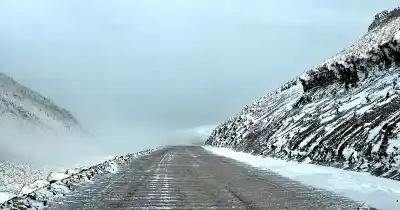 Viento blanco y nieve en la Puna salteña: la ruta 129, bajo alerta