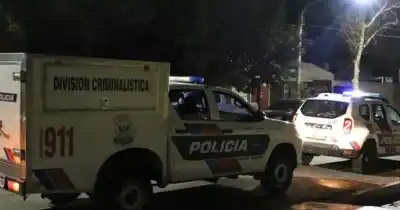 Huyó tras atropellar a una mujer en Rawson, pero la Policía lo atrapó en minutos
