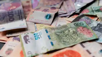 ¿Dónde conviene invertir? El ranking de bancos que más pagan por plazos fijos en julio