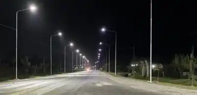 La Ruta 38 ya se ilumina entre Monteros y León Rouges con la colocación de Luminarias
