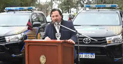 Gustavo Sáenz entregó 10 patrulleros 0 km y ya renovó el 60% de la flota policial