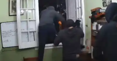 Entró a robar y apuñaló a un jubilado de 83 años en Tartagal: le llevó hasta el sommier