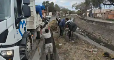 Debajo del canal: lo que hallaron en un operativo municipal en Salta