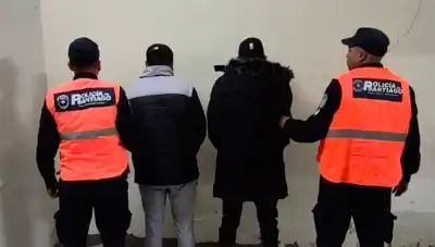 Un llamado anónimo y una bolsa con marihuana: dos detenidos en la Ruta 6