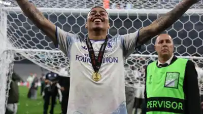 El Chelsea rompe el mercado británico: ficha a Morgan Rogers por cifra récord